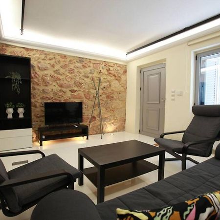 Elegant Studio At The Acropolis Hills Афины Экстерьер фото